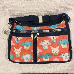 LeSportsac Deluxe Everyday Handbag (Babycakes)